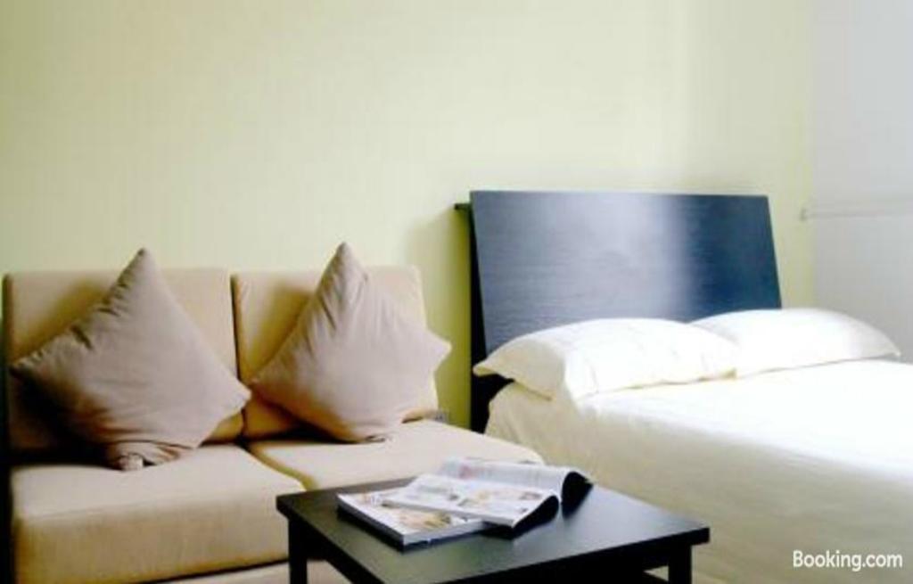 Cinderella Apartment Beijing Exterior photo