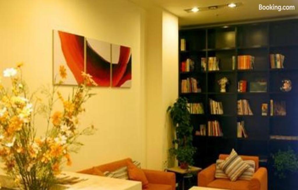 Cinderella Apartment Beijing Exterior photo